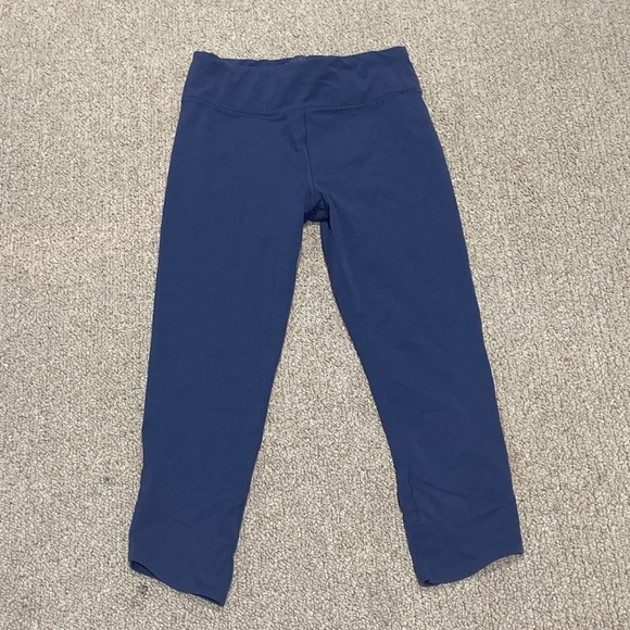 Athleta Other - Athleta Navy Blue Cropped Legging Sizes Girls L